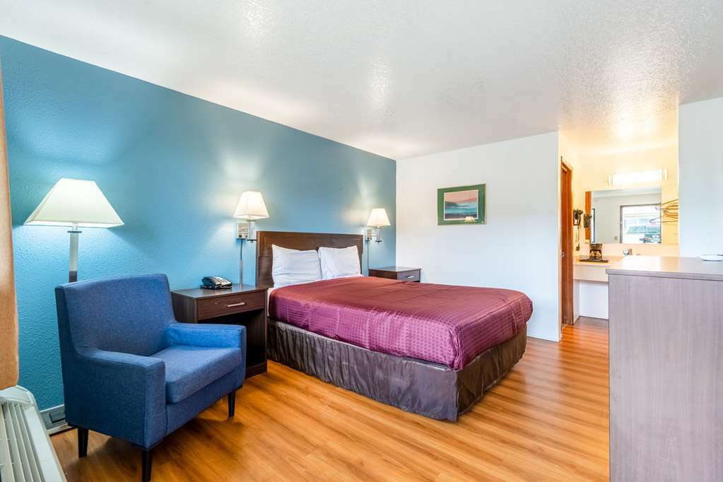 Oyo Woodland Hotel And Suites Room photo